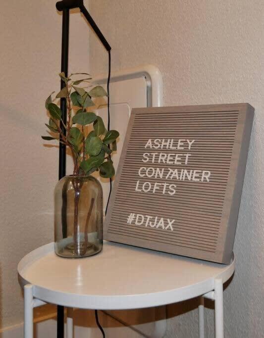 Hip Container Apt - 5 Min Walk To Tiaa Bank Jacksonville Luaran gambar