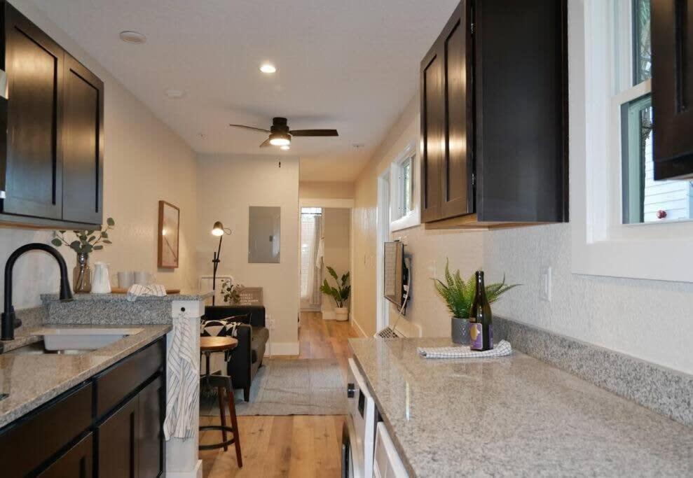 Hip Container Apt - 5 Min Walk To Tiaa Bank Jacksonville Luaran gambar